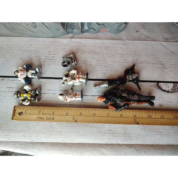 Rescue Heroes Micro Adventures Space Station Houston We Have A Problem - Picture 10 of 16